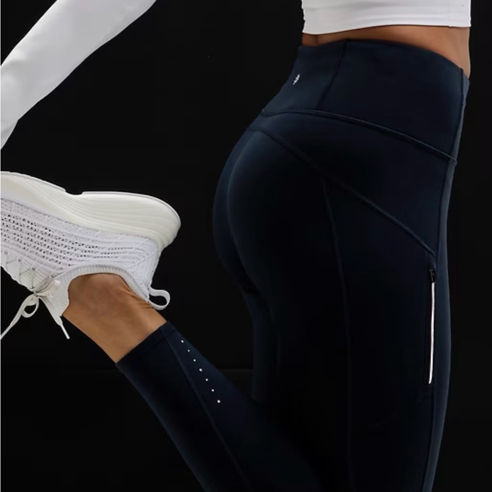 ATHLETA Rainier high rise leggings. Black. XXS